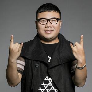 亚洲AV无码偷拍在线观看
